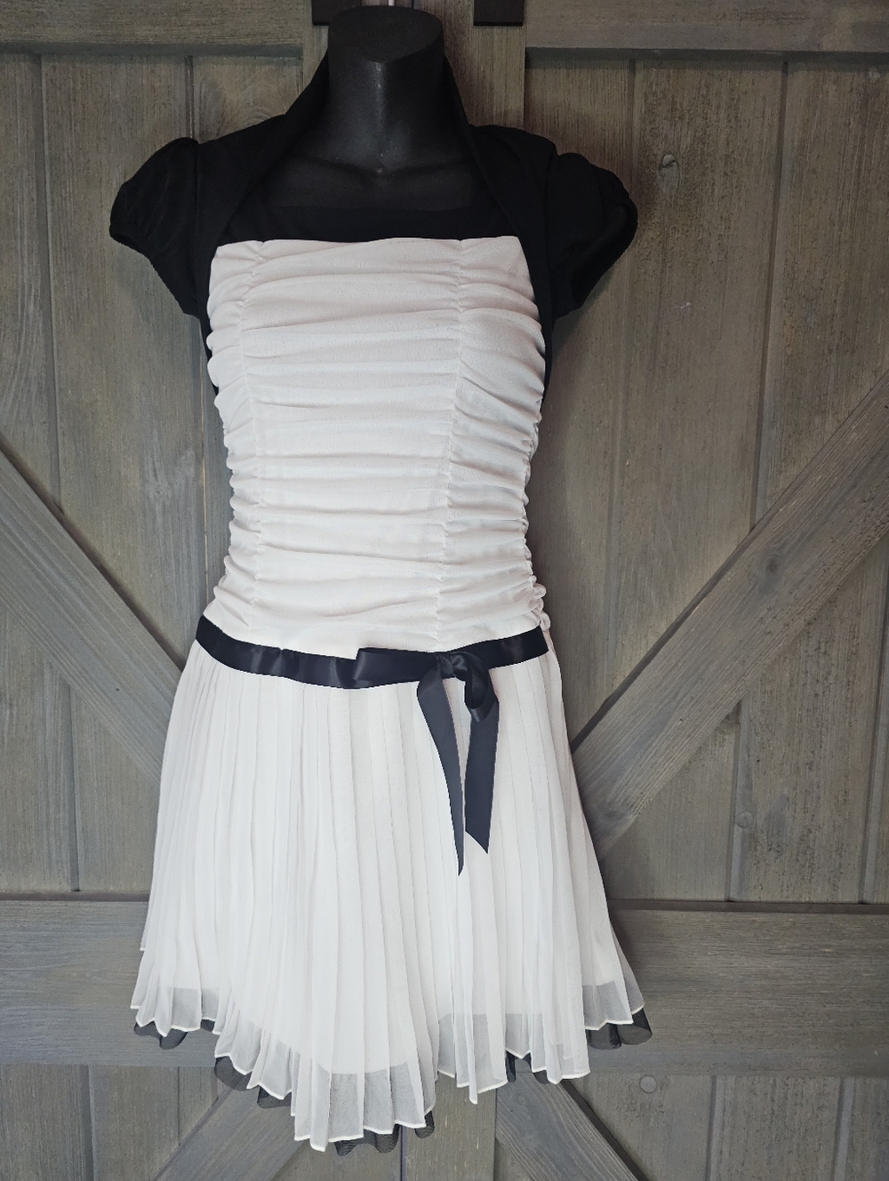B Wear by Byer Girl Dress sz 12